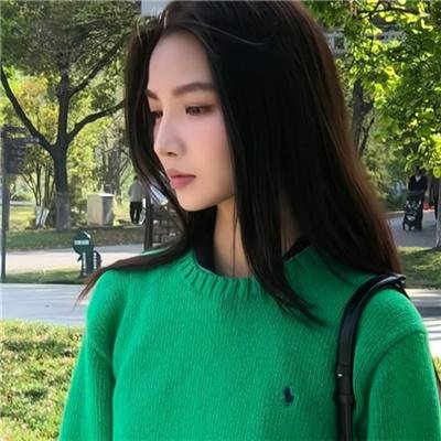 站起来的女孩